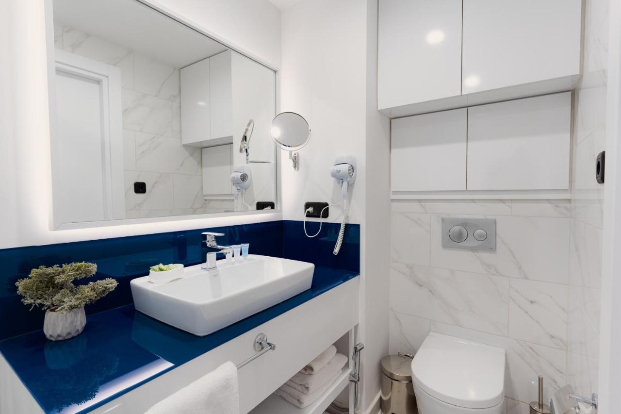 Gc Apartments Batumi Luaran gambar