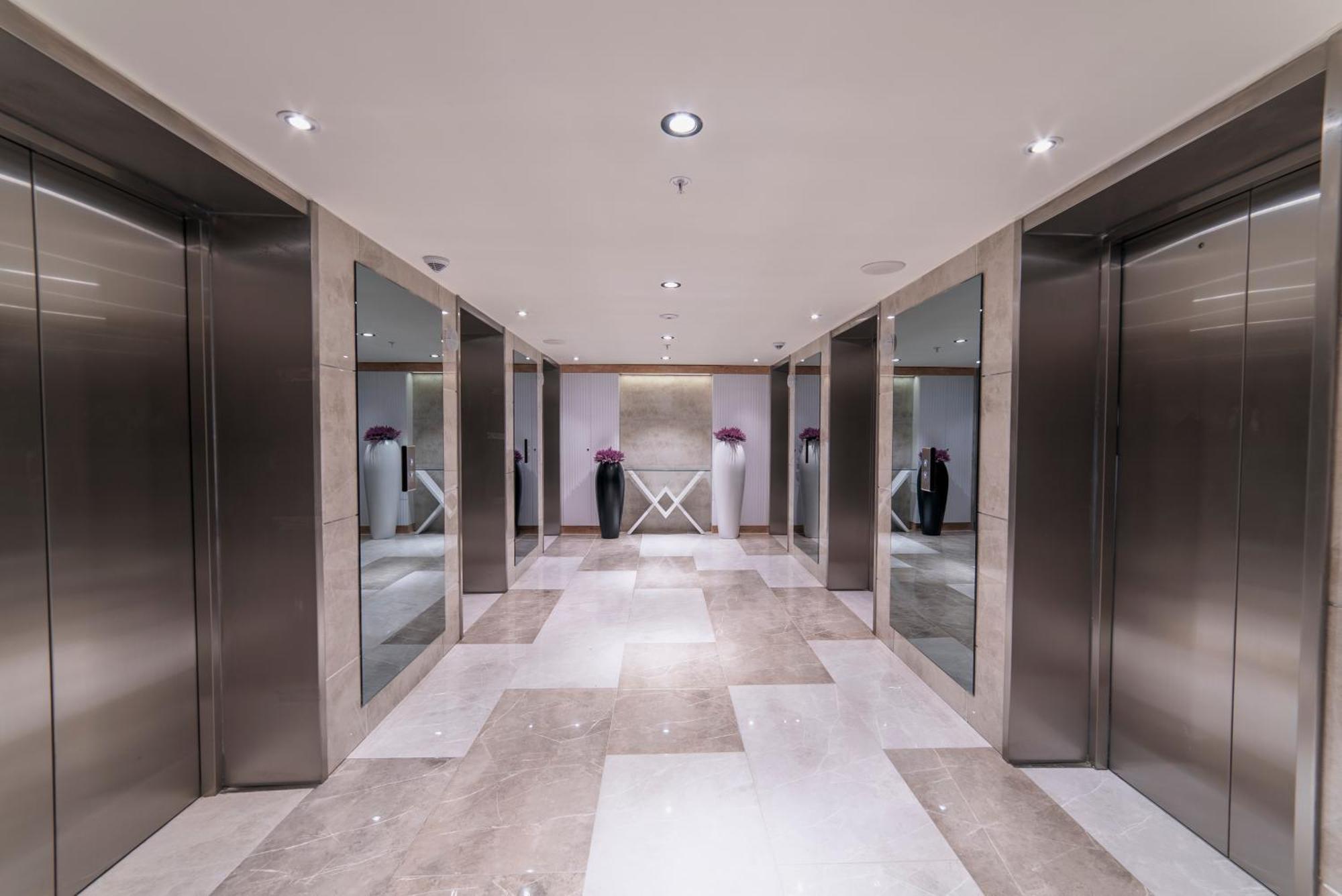 Gc Apartments Batumi Luaran gambar